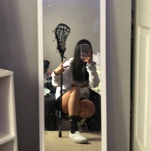 Meet your Posher, Linh